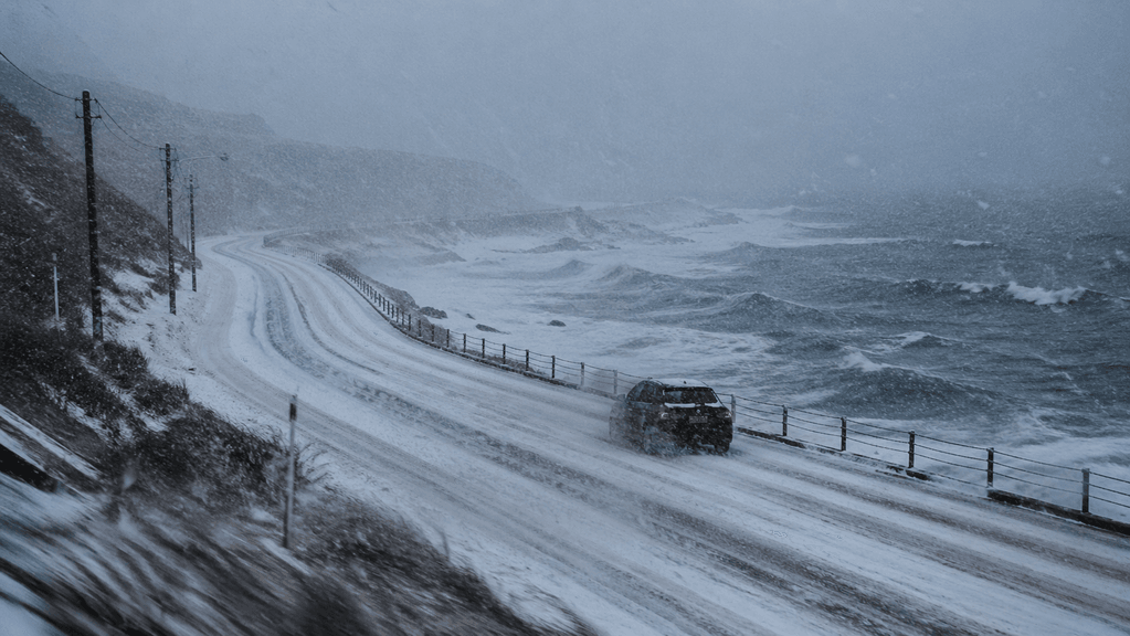雪の日本海ドライブの危険