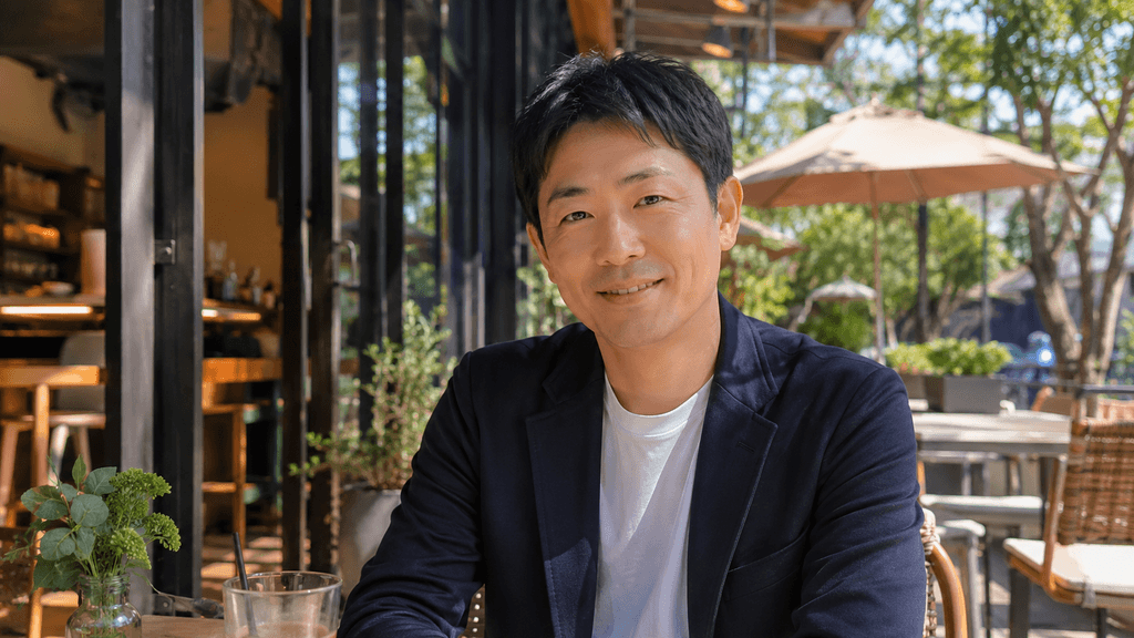 安心感を与える清潔で自然な笑顔のプロフィール写真