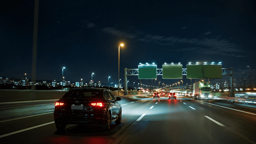 鳥栖IC周辺の高速道路の夜景